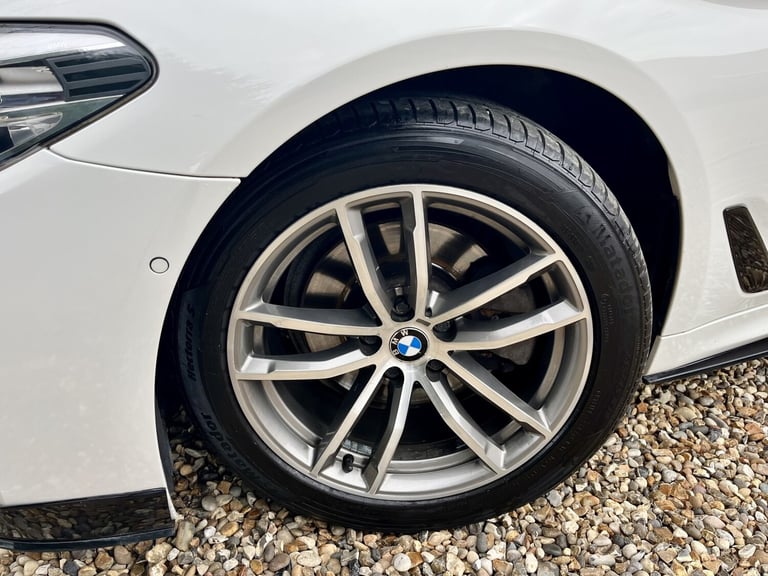 BMW 5 SERIES 2.0 520d M Sport Saloon 2017