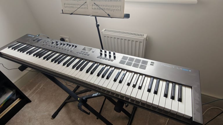 Nektar LX88+ Impact MIDI keyboard & stand