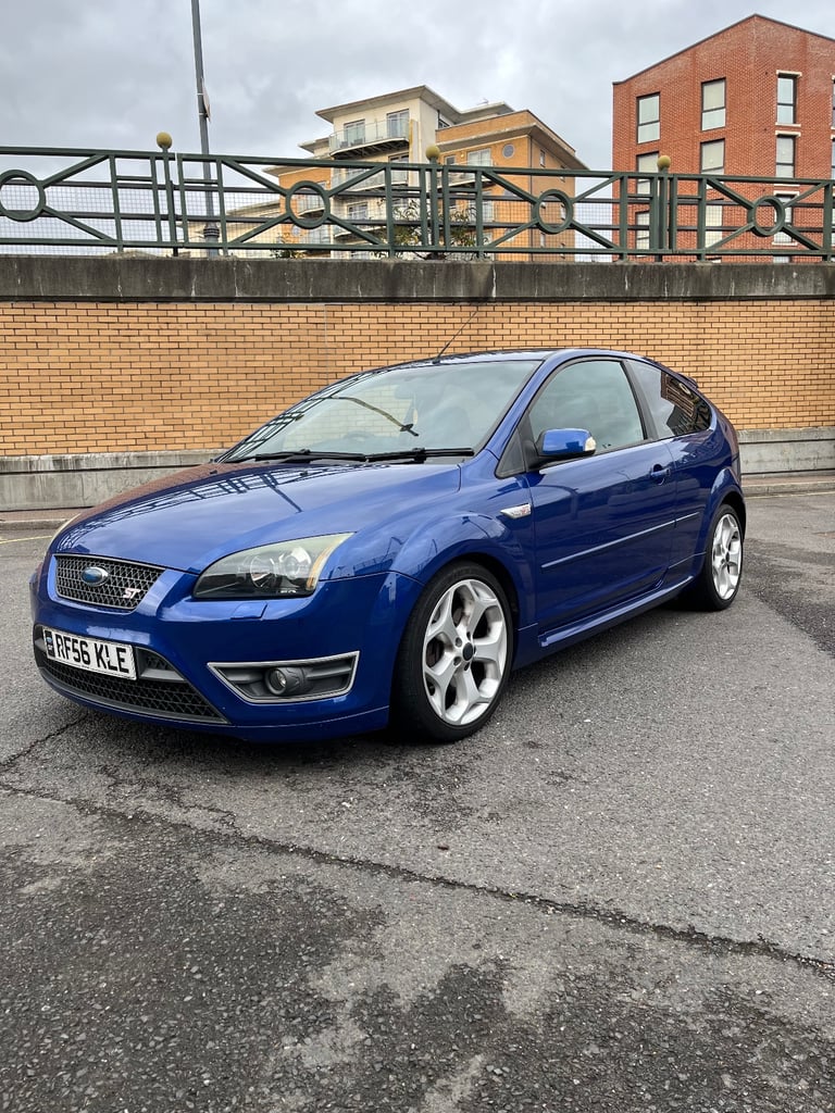 FORD FOCUS ST2 