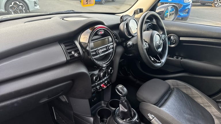2017 MINI Hatch 1.5 Cooper 5dr Auto Petrol Hatchback Hatchback Petrol Automatic