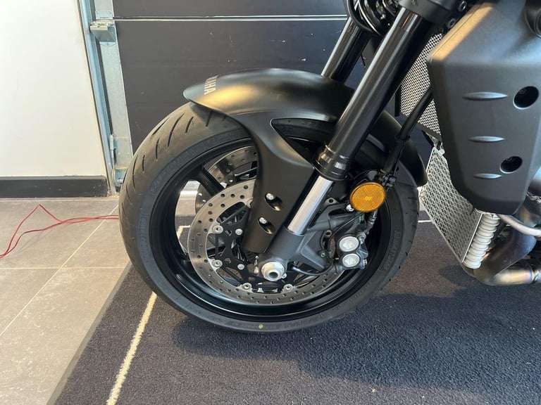 2022 Yamaha MT-10 MTN1000 black Manual