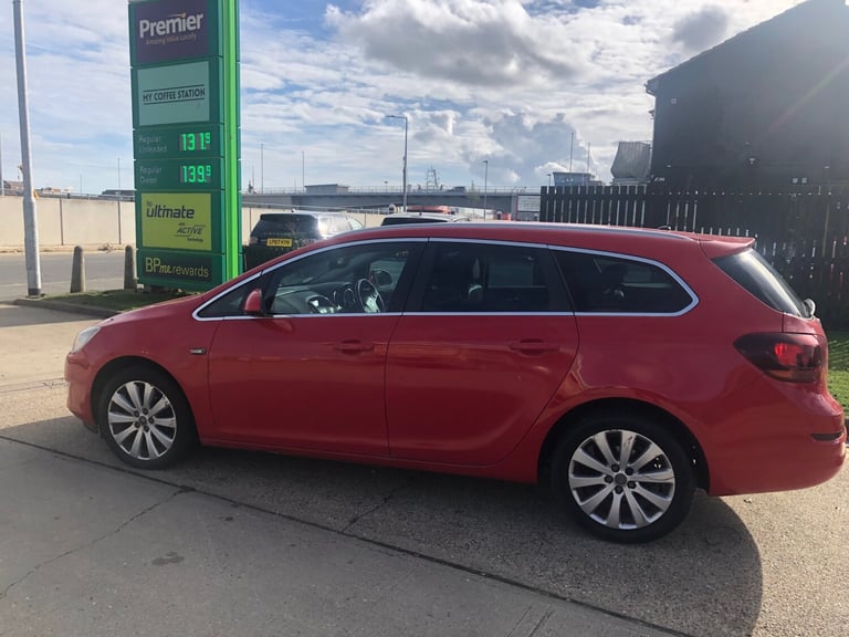 2011 Vauxhall Astra 1.6i 16V SE 5dr Auto ESTATE Petrol Automatic