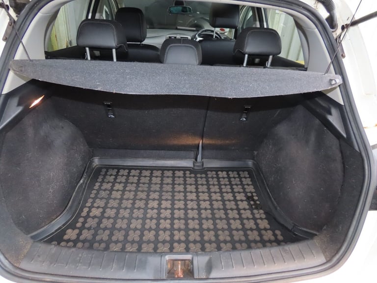 2014 Nissan Pulsar 1.5 dCi Tekna 5dr HATCHBACK DIESEL Manual