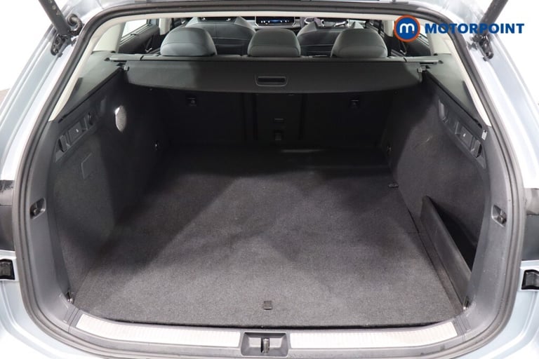 2025 Volkswagen Passat 1.5 TSI eHybrid Life 5dr DSG Estate Hybrid Automatic