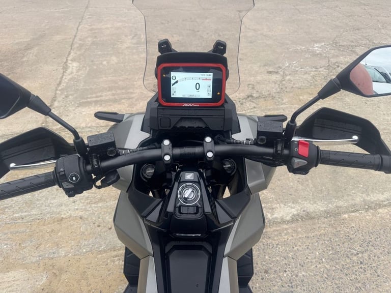 2025 Honda ADV 350 350 Scooter Petrol CVT V-Belt Euro 5 (29 ps) Scooter Petrol Automatic