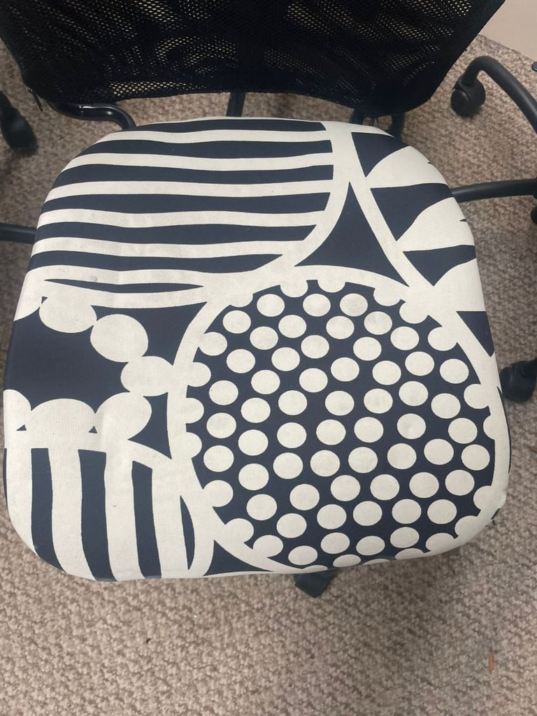 Office Chairs - Adjustable