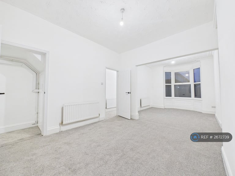 3 bedroom house in St. Bernard Road, Stockton-On-Tees, TS18 (3 bed) (#2672739)