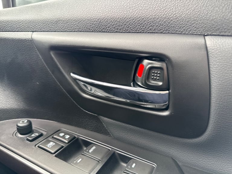 2025 Suzuki SX4 S-Cross S-cross 1.4 Boosterjet 48V Hybrid Ultra 5Dr Hatchback Hatchback Petrol Ma...
