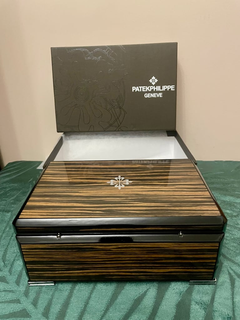 Brand New Patek Philippe Nautilus Watch!!!