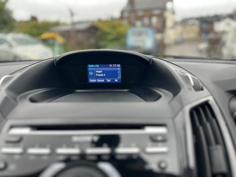 2014 Ford Kuga 2.0 TDCi 163 Titanium 5dr Powershift HATCHBACK Diesel Automatic