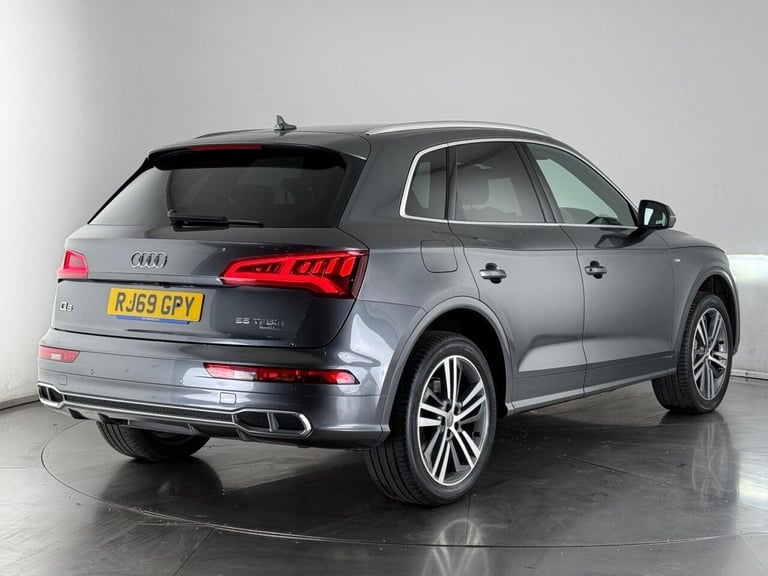 2019 Audi Q5 2.0 TFSIe 55 S line Competition S Tronic quattro Euro 6 (s/s) 5dr 14.1kWh ESTATE PET...