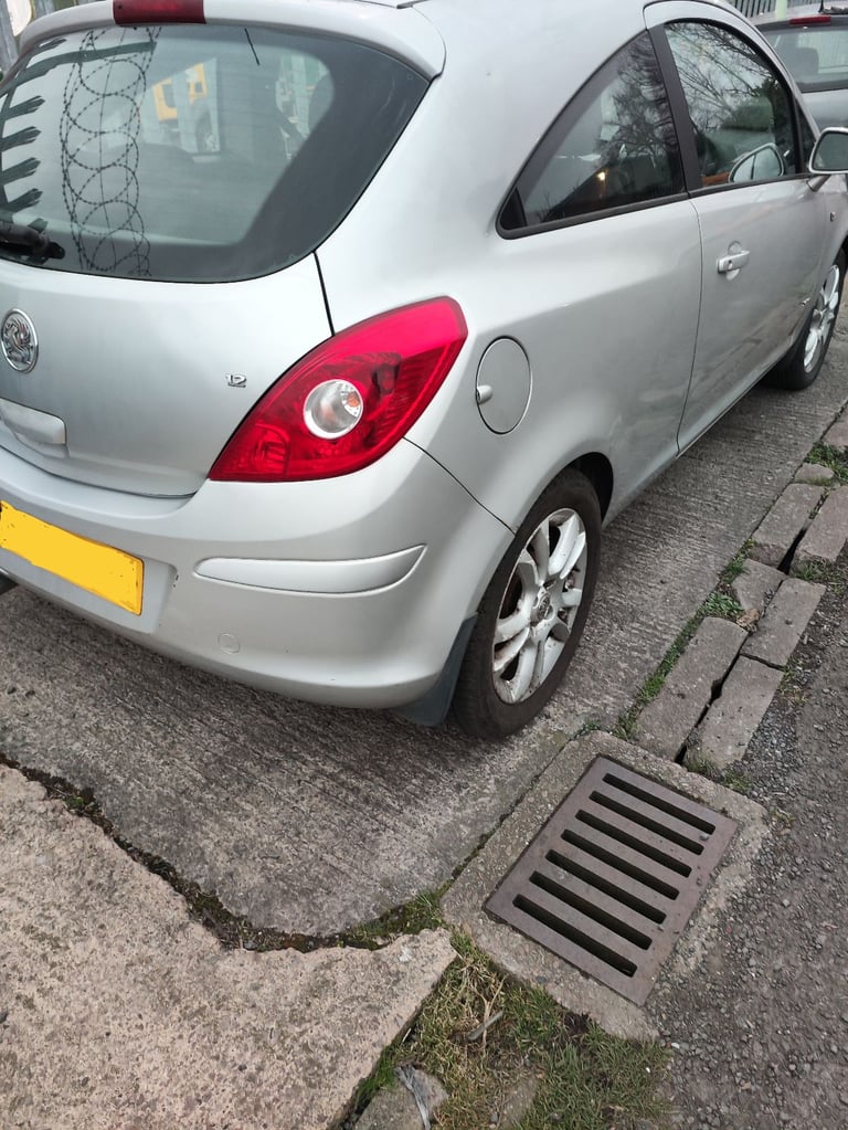 Vauxhall Corsa's (Long MOTS) ULEZ & CAZ Compliant