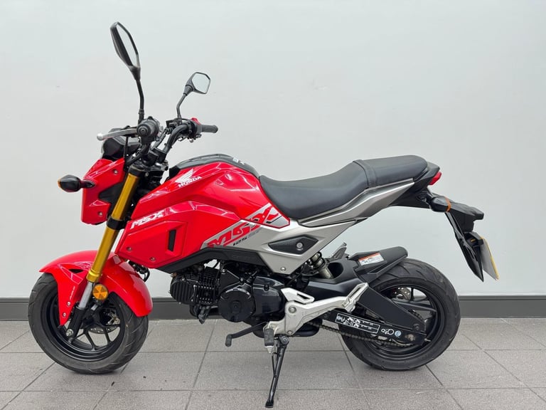HONDA MSX 125 GROM RED, 2021 70REG ONLY 4,884 MILES 125CC USED MOTORBIKE