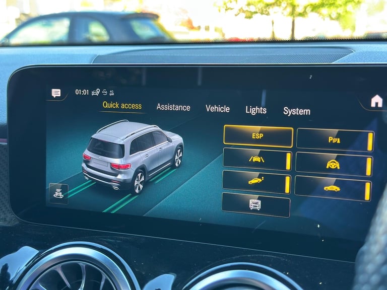 2022 Mercedes-Benz GLB 1.3 GLB200 AMG Line (Premium Plus 2) 7G-DCT Euro 6 (s/s) 5dr ESTATE Petrol...