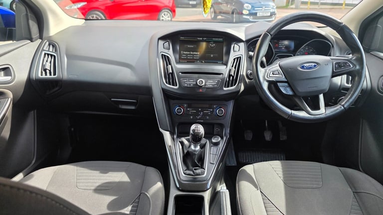 2015 Ford Focus 1.0 EcoBoost 125 Titanium 5dr HATCHBACK Petrol Manual