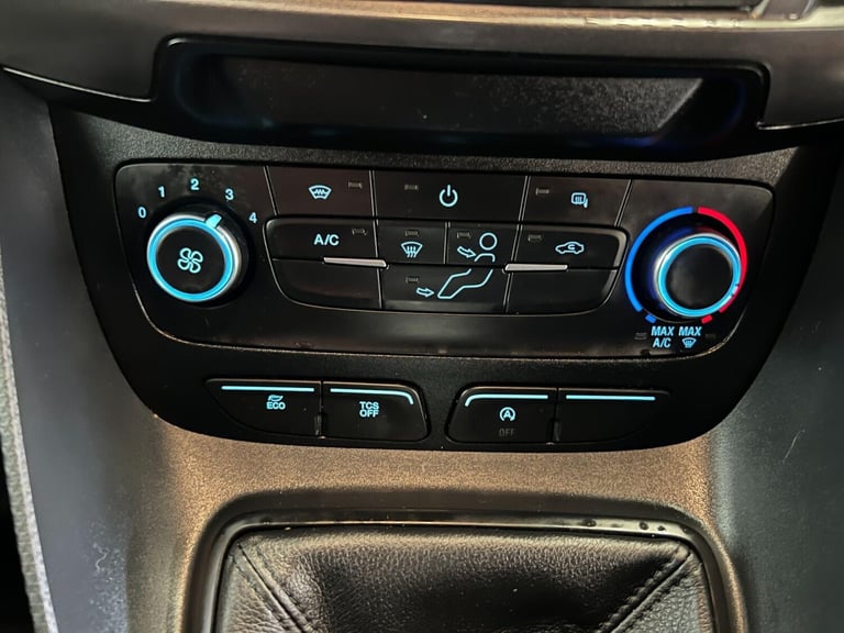 2021 Ford Transit Connect 1.5 230 EcoBlue Trend Crew Van L2 Euro 6 (s/s) 6dr Combi Van Diesel Manual