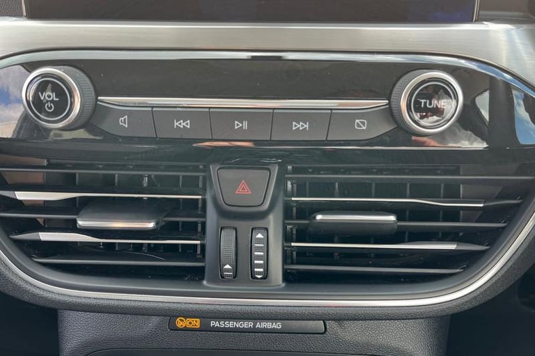 2022 Ford Kuga 1.5 EcoBoost 150 Titanium Edition 5dr HATCHBACK PETROL Manual