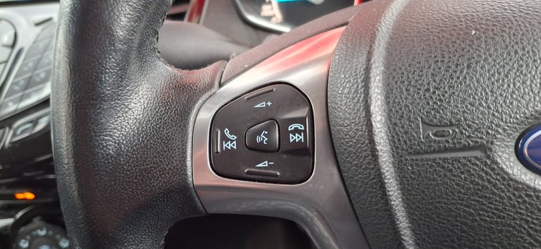 2017 Ford Fiesta 1.0 EcoBoost Zetec 5dr HATCHBACK Petrol Manual