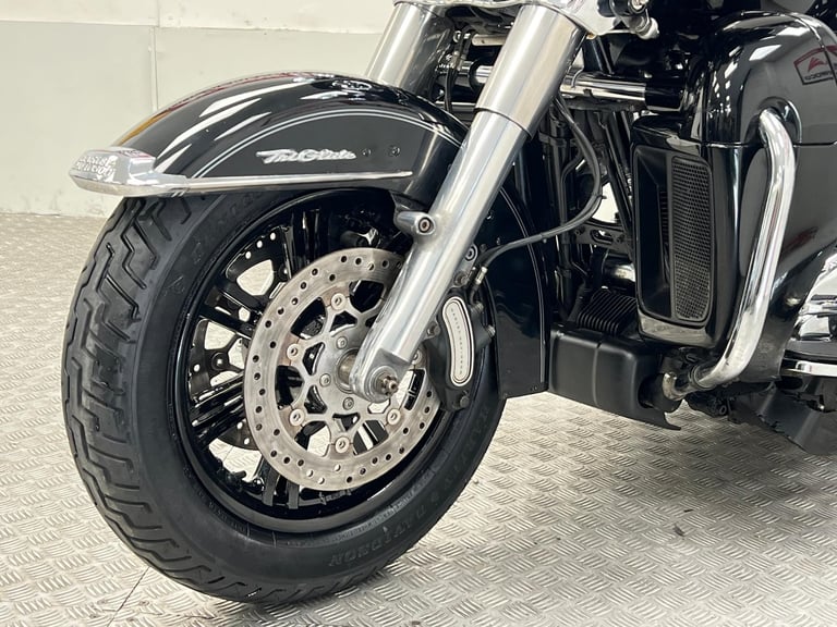 2014 Harley-Davidson Tri Glide 103 Trike - 25,000 Miles