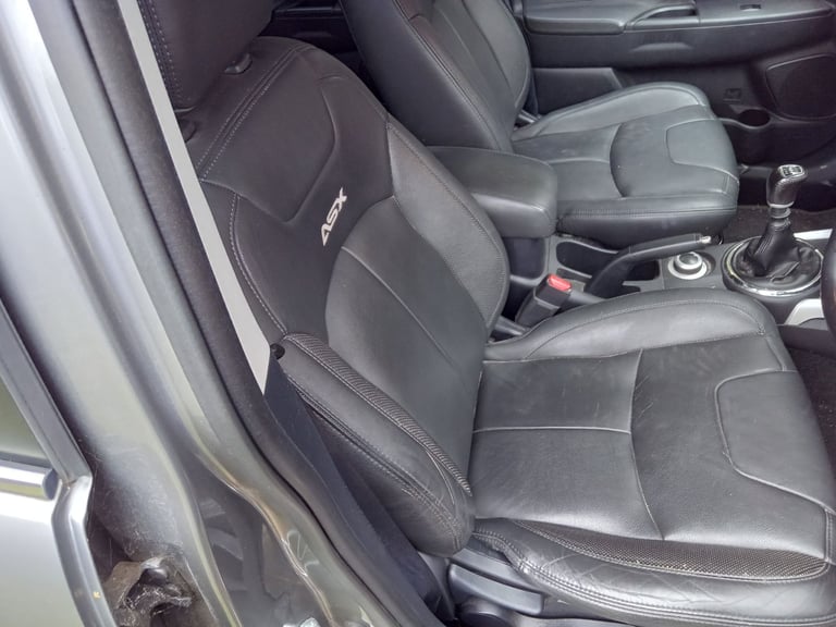 Mitsubishi, ASX, Hatchback, 2011, Manual, 1798 (cc), 5 doors