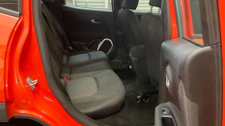 2018 Jeep Renegade 1.4T MultiAirII Longitude SUV 5dr Petrol DDCT Euro 6 (s/s) (140 ps) ESTATE Pet...