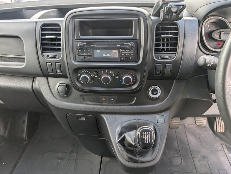 RENAULT TRAFIC 2.0 SH30 ENERGY dCi 145 Business+ MY19 *Air Con* 2020