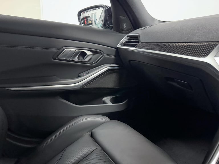 2023 BMW M3 3.0 BiTurbo Competition Saloon 4dr Petrol Steptronic M xDrive Euro 6 (s/s)  Petrol Au...