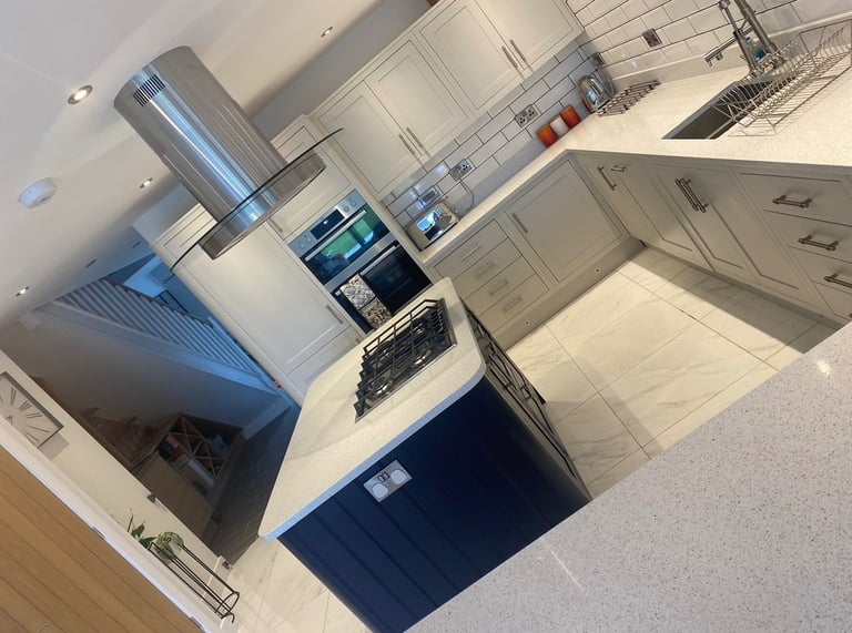 Shaker kitchen units with fridge freezer