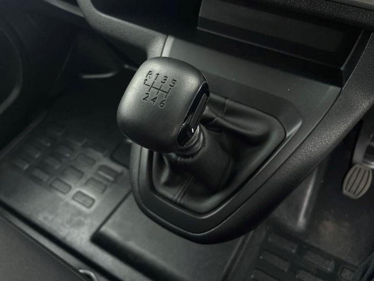 2025 Vauxhall Vivaro Vivaro 1.5 F2900 Prime Van Diesel Manual