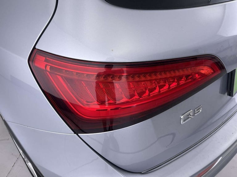 2014 Audi Q5 2.0 TDI S line Plus SUV 5dr Diesel S Tronic quattro Euro 5 (s/s) (177 ps) S SUV Dies...