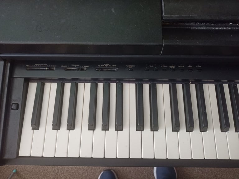 Yamaha Clavinova CLP-550 , Fully functional 