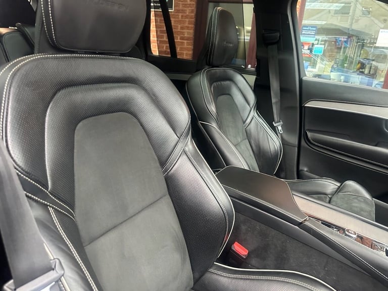 2018 Volvo XC90 2.0h T8 Twin Engine 10.4kWh R-Design SUV 5dr Petrol Plug-in Hybrid Auto 4WD ESTAT...