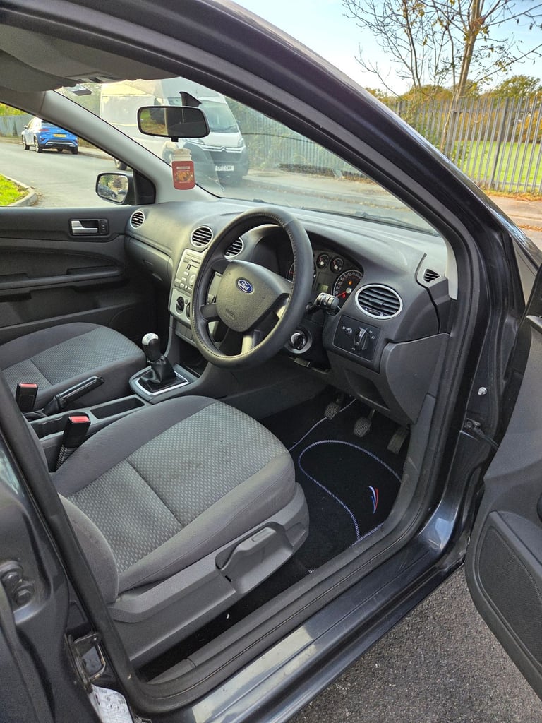 Ford, FOCUS, Hatchback, 2006, Manual, 1596 (cc), 5 doors