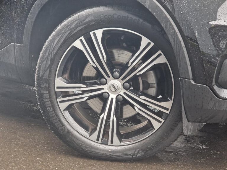 2022 Volvo XC40 2.0 B4 MHEV Inscription Pro SUV 5dr Petrol Hybrid DCT Auto AWD Euro 6 (s/s) ESTAT...