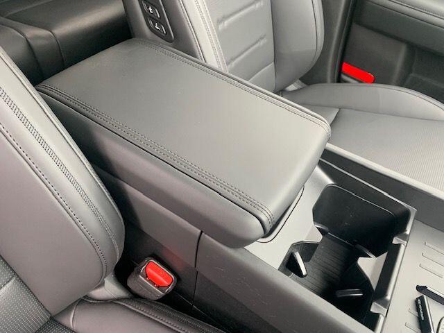2025 Hyundai Santa Fe 1.6 TGDi Hybrid Calligraphy 5dr 4WD Auto ESTATE Petrol/Electric Hybrid Auto...