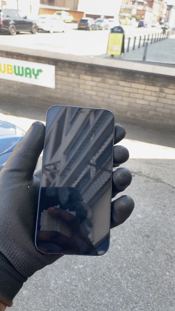 iPhone 12 64gb unlocked 