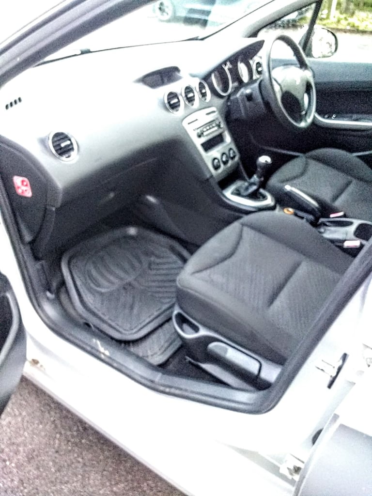 Peugeot, 308, Hatchback, 2008, Manual, 1560 (cc), 5 doors