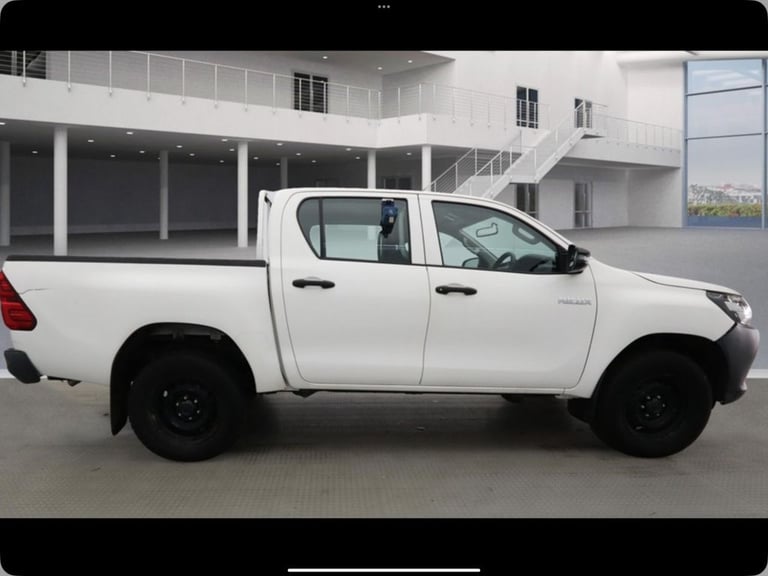 2020 Toyota Hilux Active D/Cab Pick Up 2.4 D-4D PICK UP DIESEL Manual