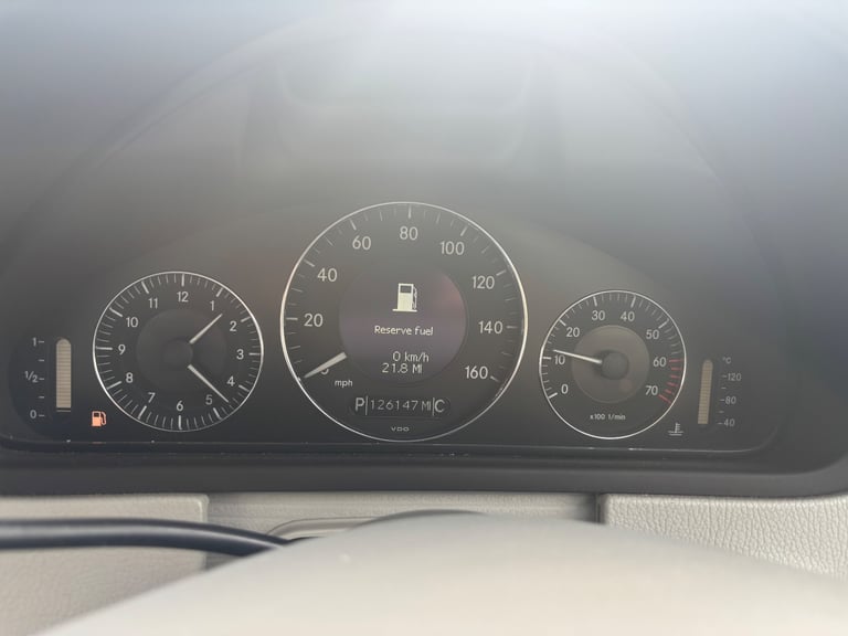Mercedes-Benz, CLK, Coupe, 2004, Semi-Auto, 3199 (cc), 2 doors