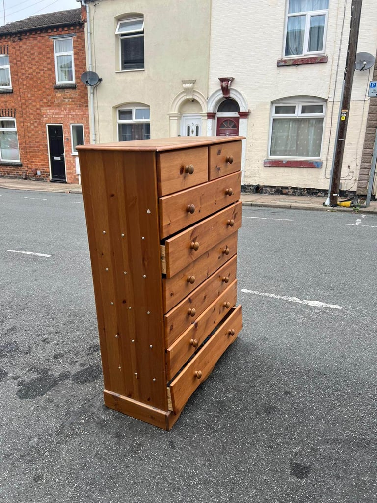 Tall pine chest of drawers 