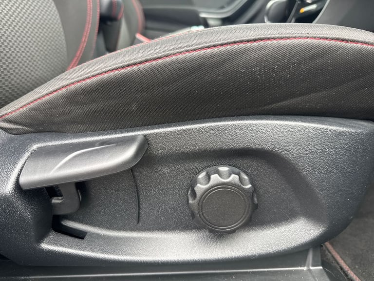 2021 Ford Puma 1.0 EcoBoost ST-Line 5dr Auto HATCHBACK PETROL Automatic