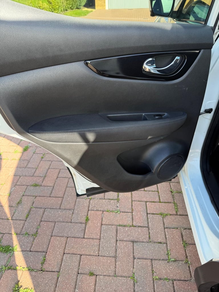  Nissan Qashqai 1.2 DIG-T n-tec+ 2WD Euro 6 (s/s) 5dr Petrol Manual