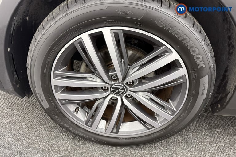 2021 Volkswagen Tiguan 1.5 TSI 150 Elegance 5dr DSG SUV Petrol Automatic