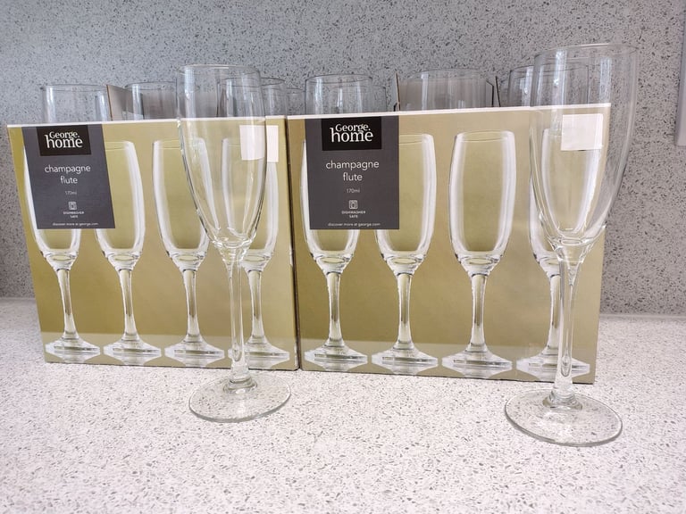 14 Champagne Flutes Totnes, Devon