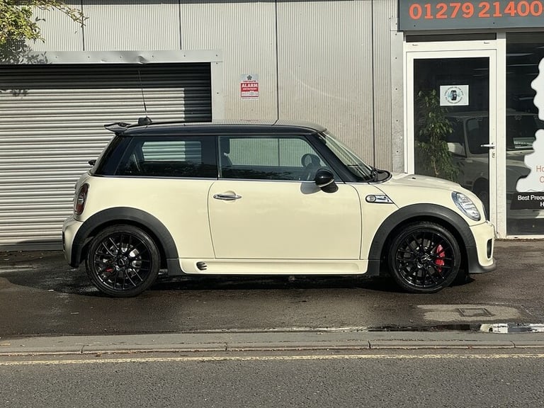 2011 MINI Hatch John Cooper Works Hatchback Petrol Manual