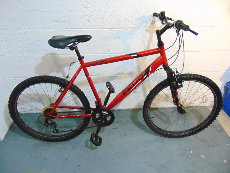 Apollo Feud (01 inch frame) Hardtail Mountain Bike (free local delivery)