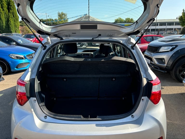 2018 Toyota Yaris VVT-I ICON Hatchback Petrol Manual