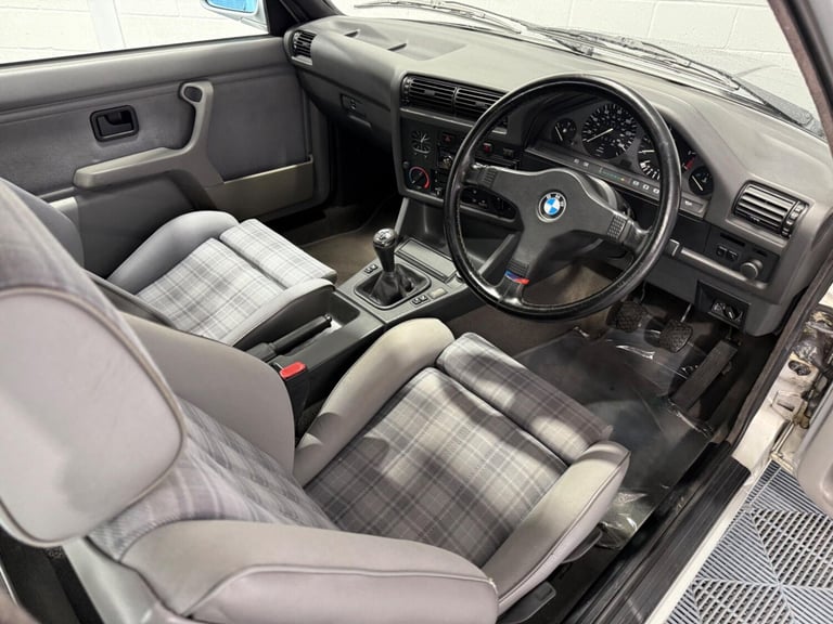  BMW 3 Series 1.8 318i S 2dr Petrol Manual