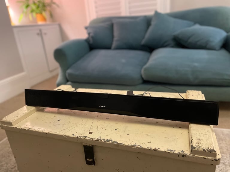 Hitachi Sound Bar Model AXS014BTU