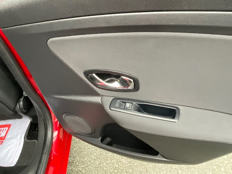 2014 Renault Megane 1.5 dCi Dynamique TomTom Energy 5dr HATCHBACK Diesel Manual